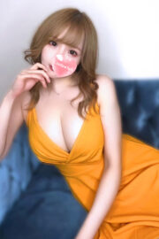 益若つばさ