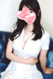 美羽根とわ