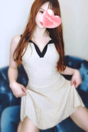 愛梨ひな