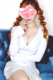杉崎ゆりあ