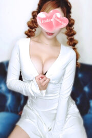 杉崎ゆりあ