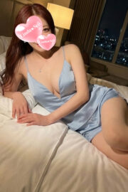 春日なな