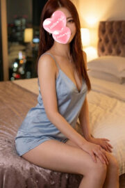 春日なな